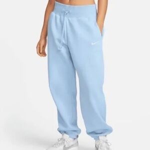 Nike women’s phoenix fleece sweatpants